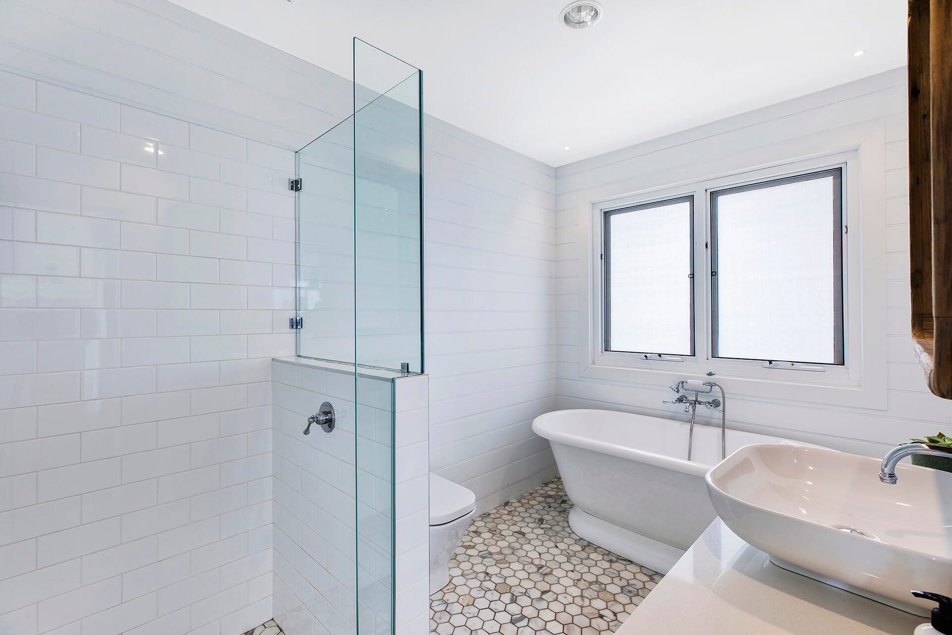 Modern bathroom